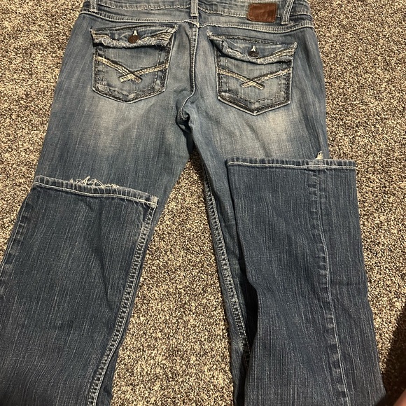 Bke small hole by pocket - Picture 2 of 4